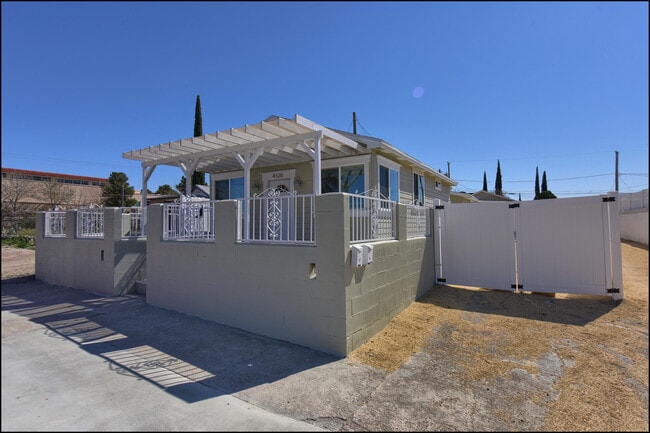 Building Photo - 4326 Manchester Ave