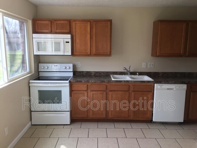 Building Photo - 1307 W White St