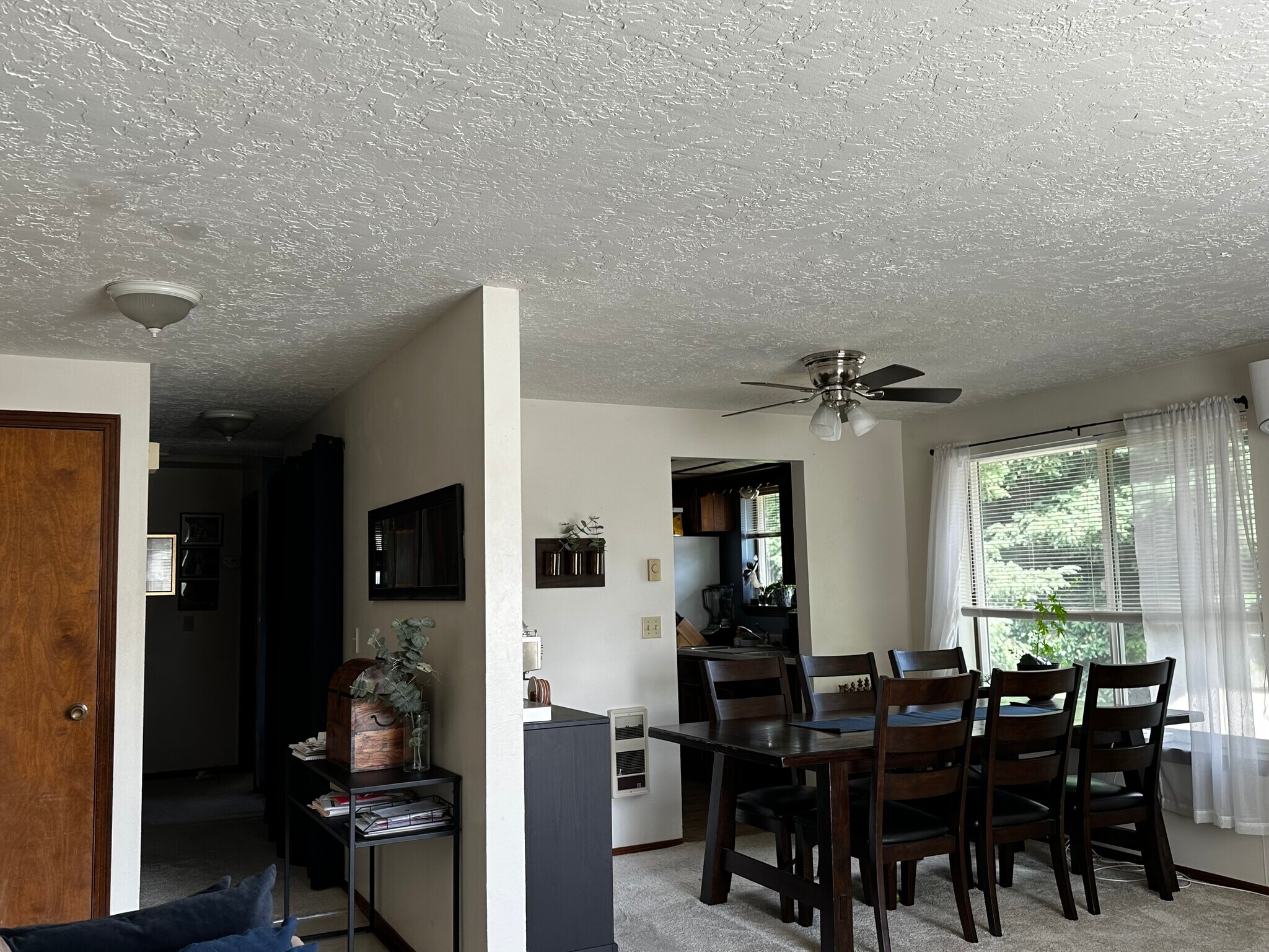 Building Photo - 337 NW Bailey Ave