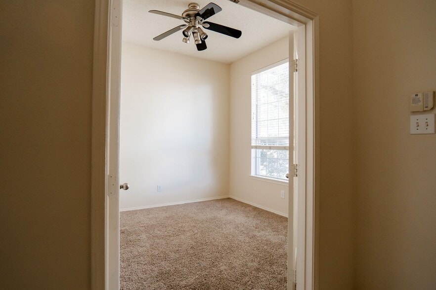 Building Photo - 11449 Pagewynne Dr