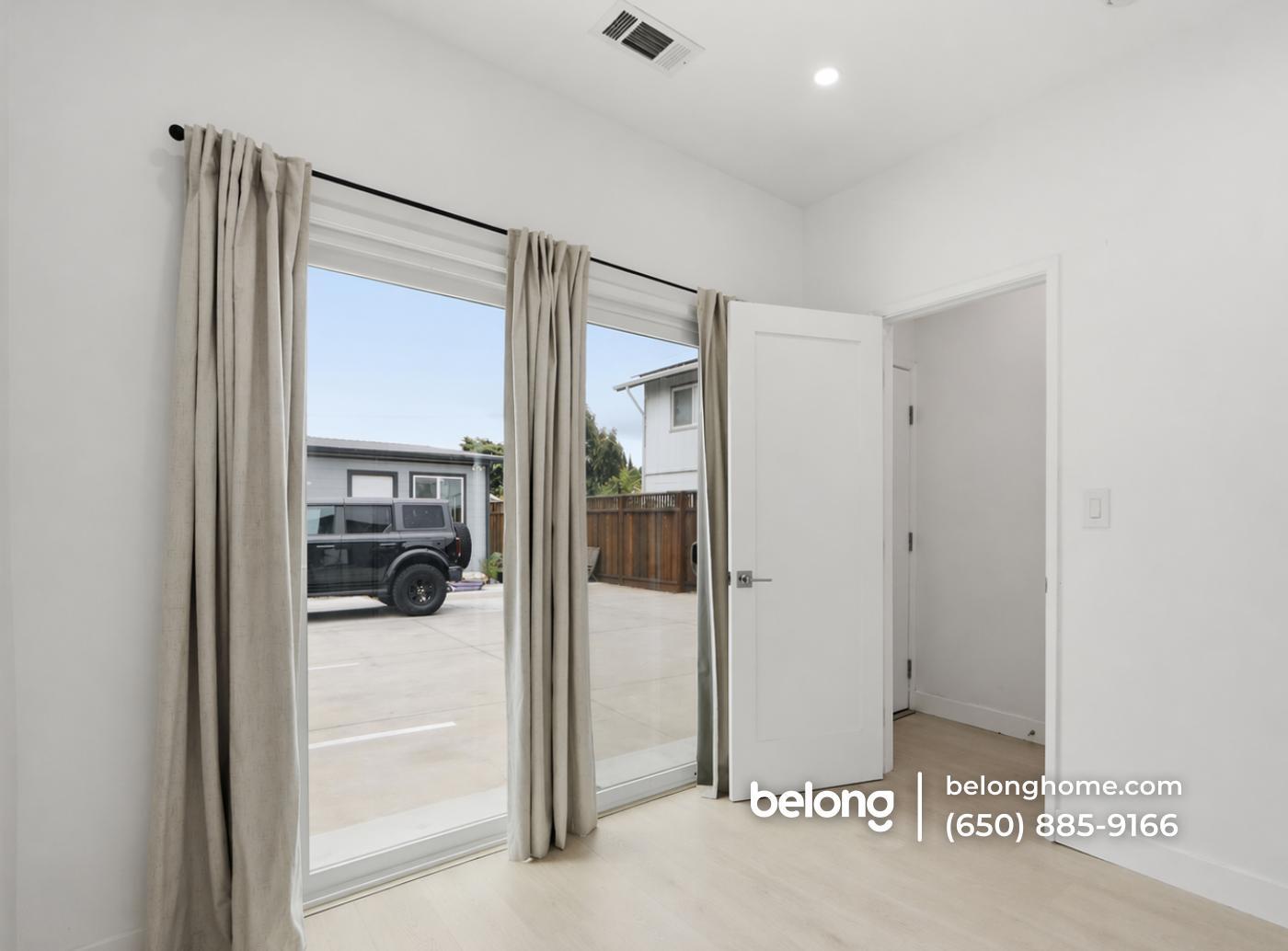 Building Photo - 1395 Vine St