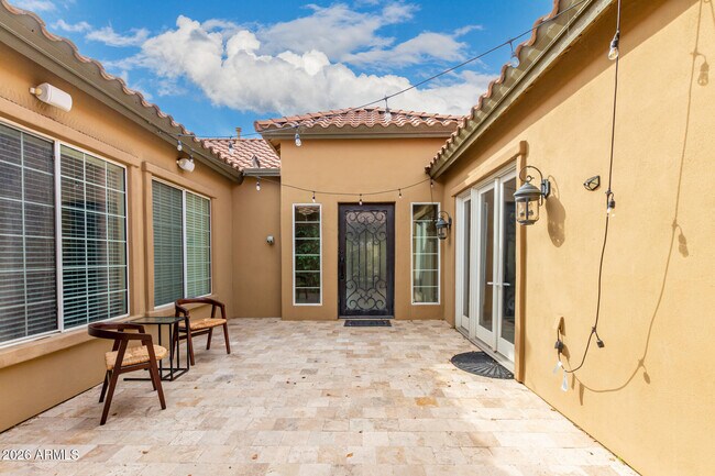 Building Photo - 423 E Mead Dr