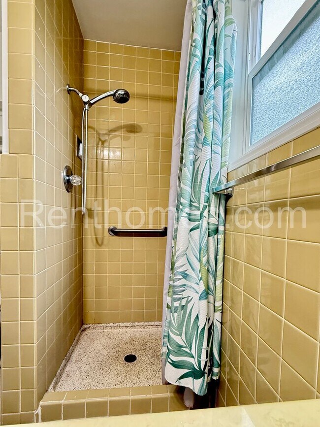 Building Photo - 3382 52nd St