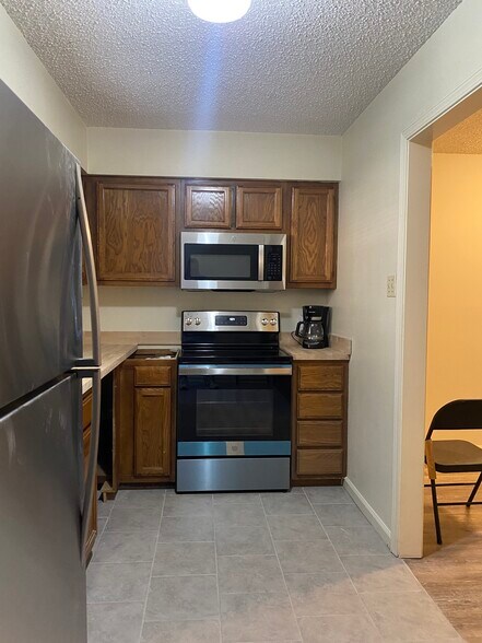 Building Photo - 1672 Brightside Dr