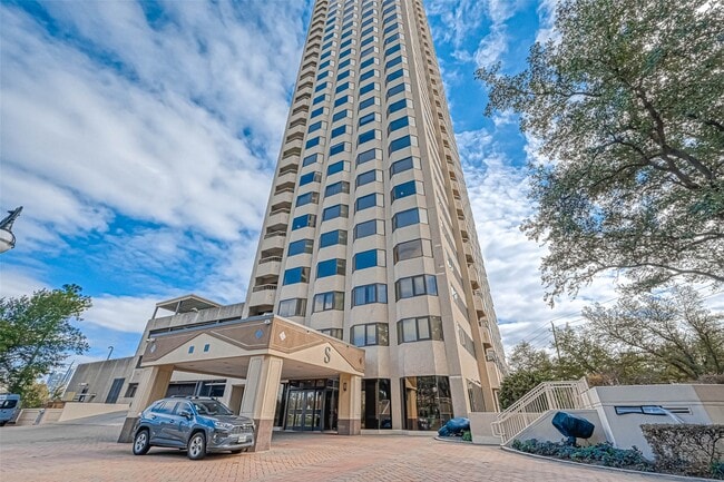 Building Photo - 2001 Holcombe Blvd