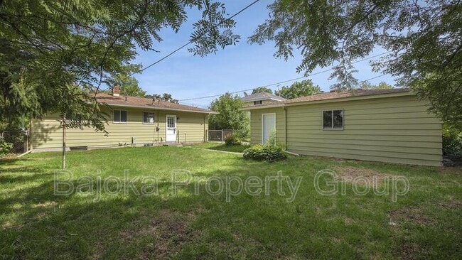 Building Photo - 265 N Milford Rd