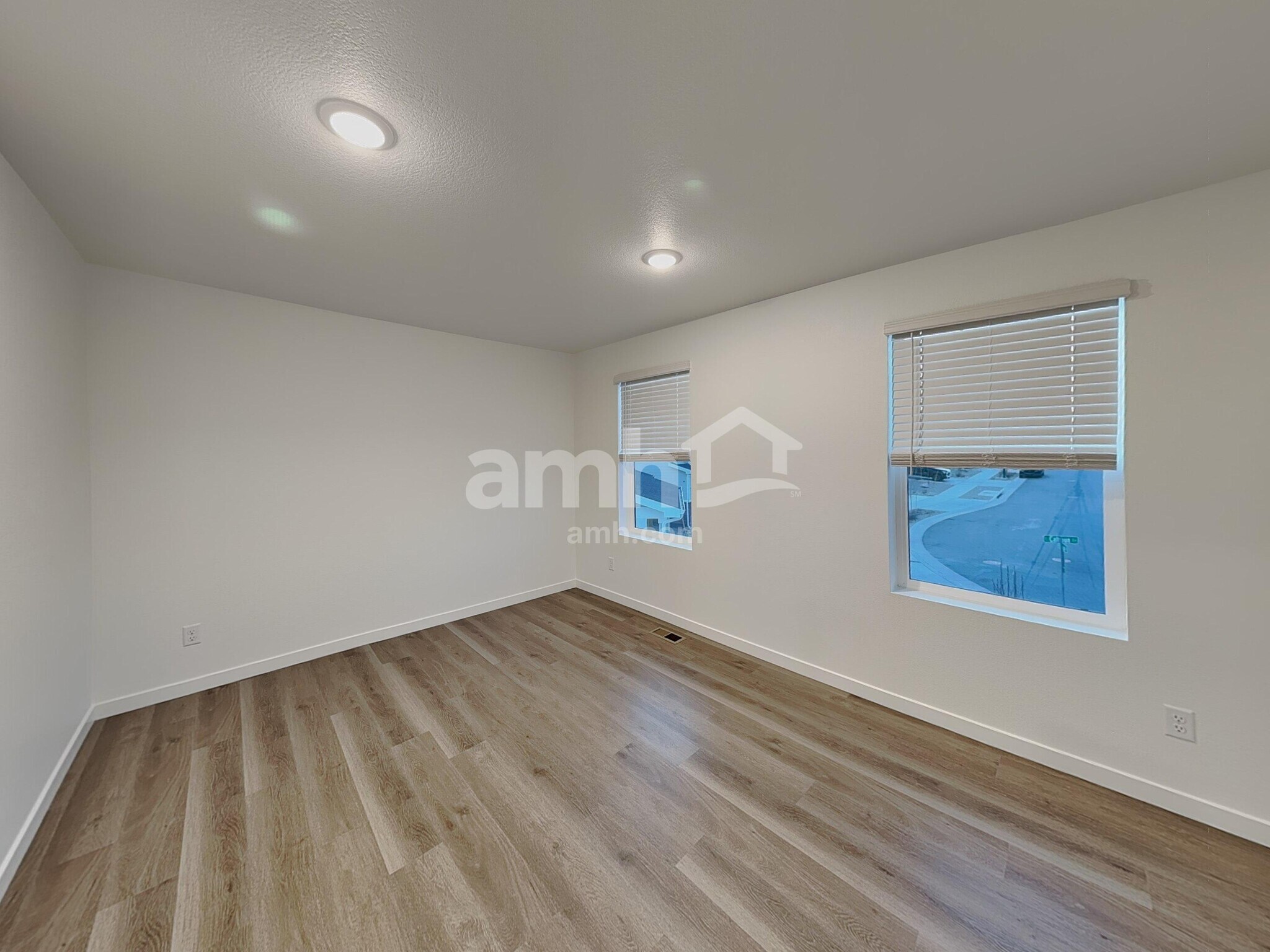 Building Photo - 26136 E Calhoun Pl