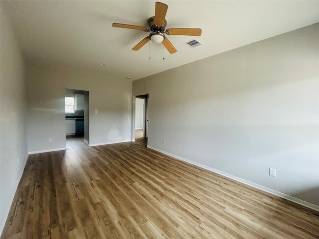 Building Photo - 1318 Stowell