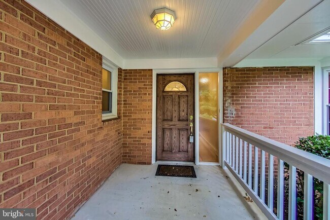 Building Photo - 14904 Claude Ln