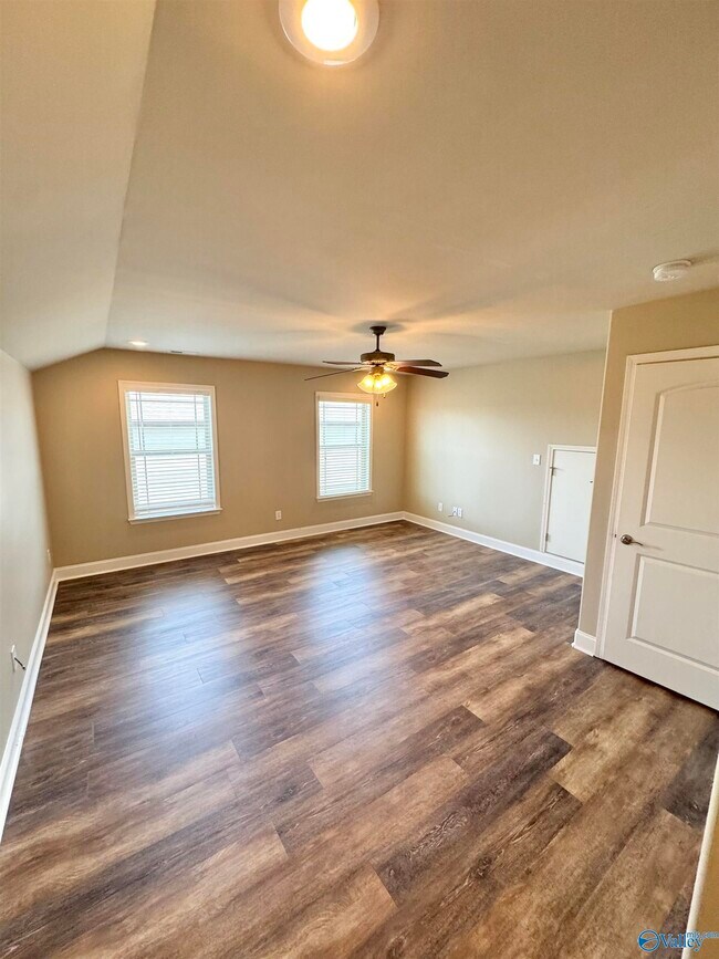 Building Photo - 153 Fields Pond Dr