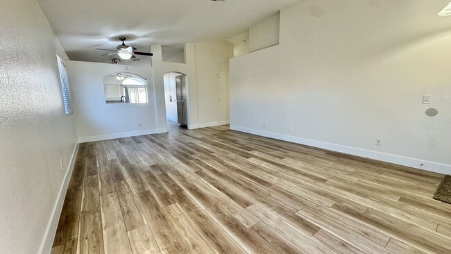 Building Photo - Beautiful Single Story Home Ready for Immediate Move-In