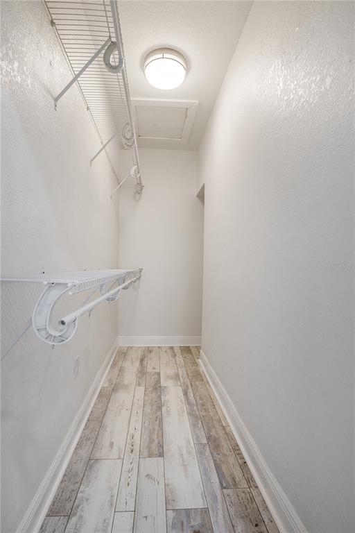 Building Photo - 409 S Willow Ave