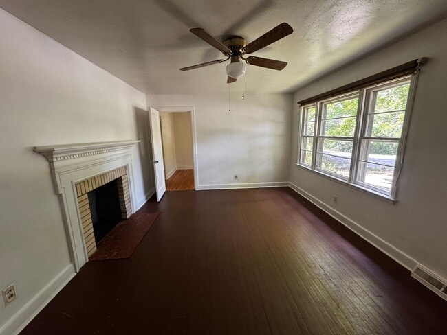 Building Photo - 2/1 House in Shelby, NC