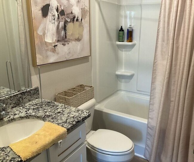 Building Photo - 511 Morning Mist Rd