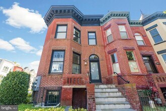 Building Photo - 2035 13th St NW