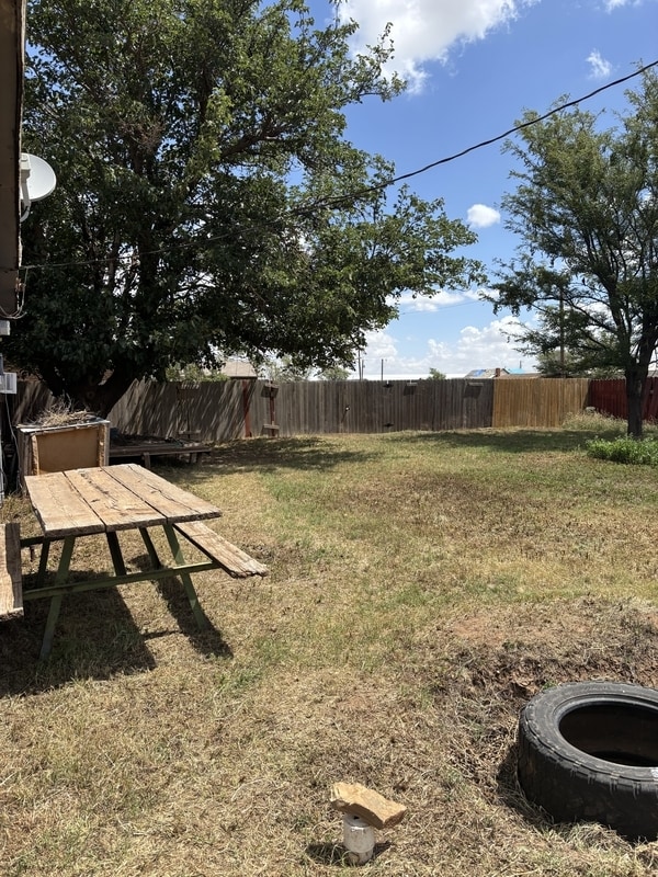 Building Photo - 7701 County Rd 1500