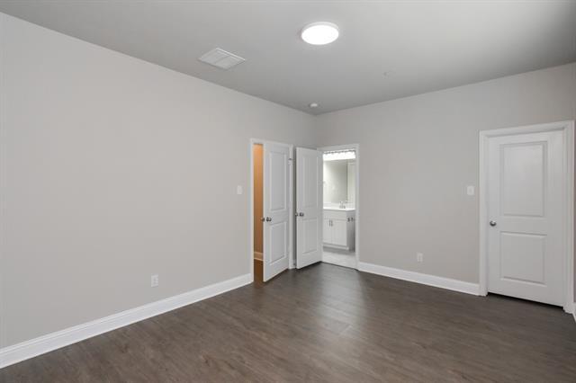 Building Photo - 8039 Snowmass Dr