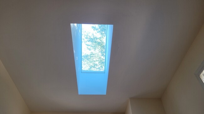 Building Photo - 7865 Parthian Ct