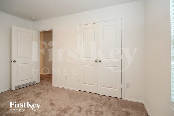 Building Photo - 22669 Malvicino Dr