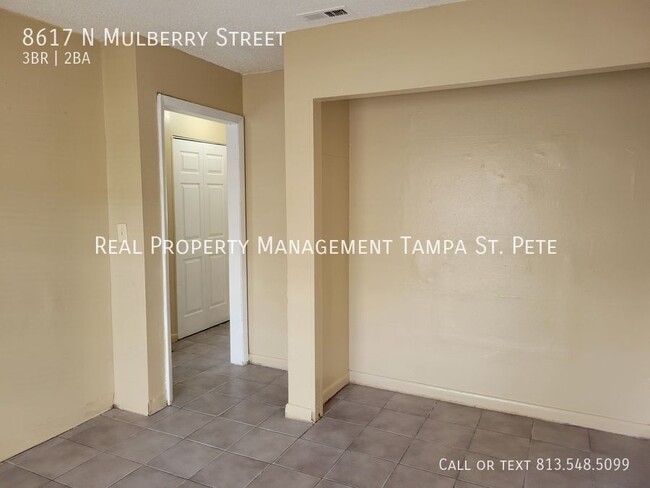 Building Photo - 8617 N Mulberry St
