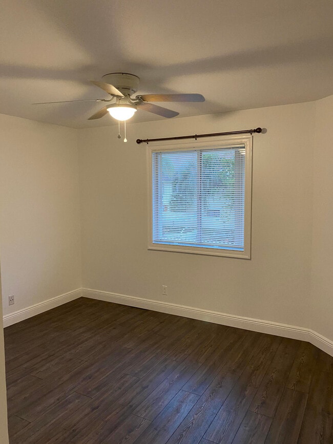 Building Photo - 6183 Riverwalk Ln