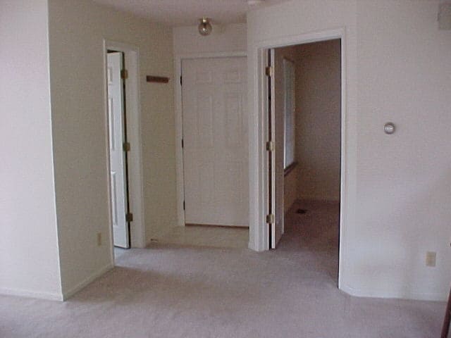 Building Photo - 4883 White Rock Cir