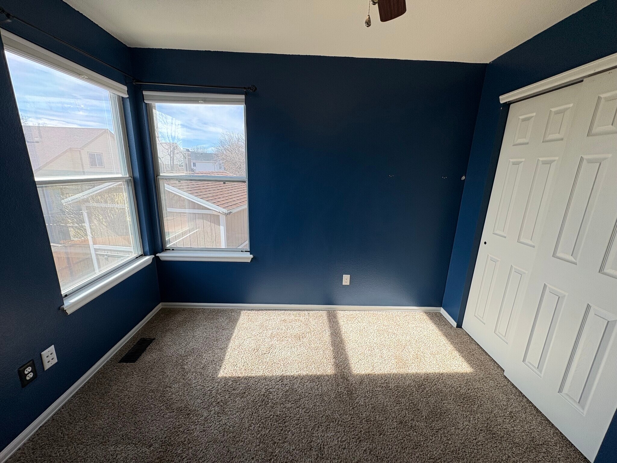 Building Photo - 3920 Anvil Dr