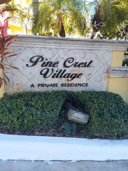 Building Photo - 1515 E Broward Blvd