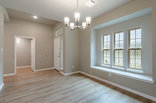 Building Photo - 3722 Sage Ln
