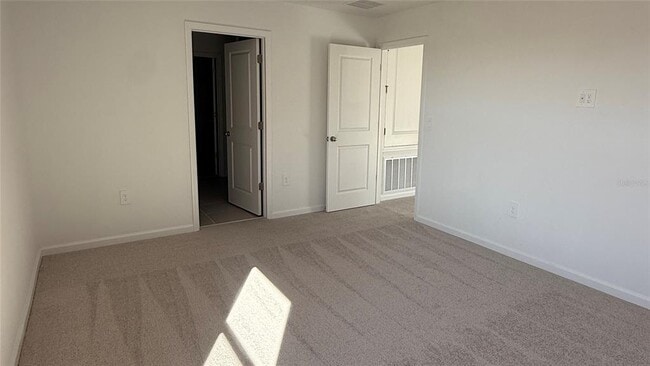 Building Photo - 1542 Jessica Blvd