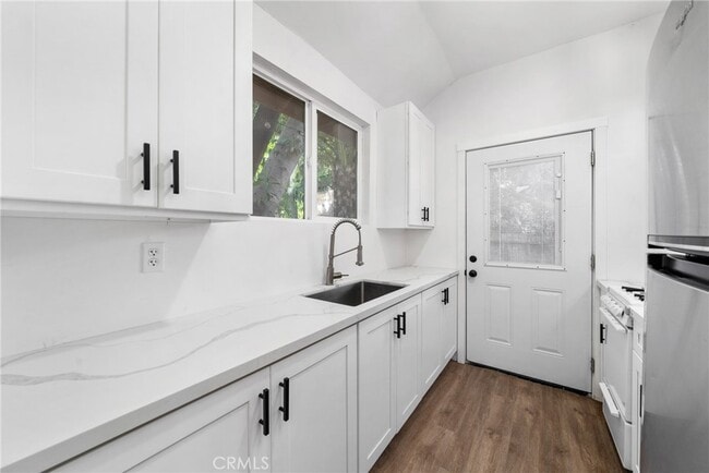 Building Photo - 845 Obispo Ave