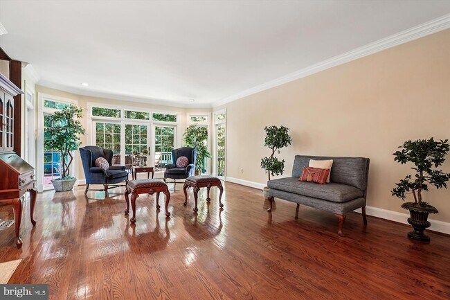 Building Photo - 9454 Newbridge Dr