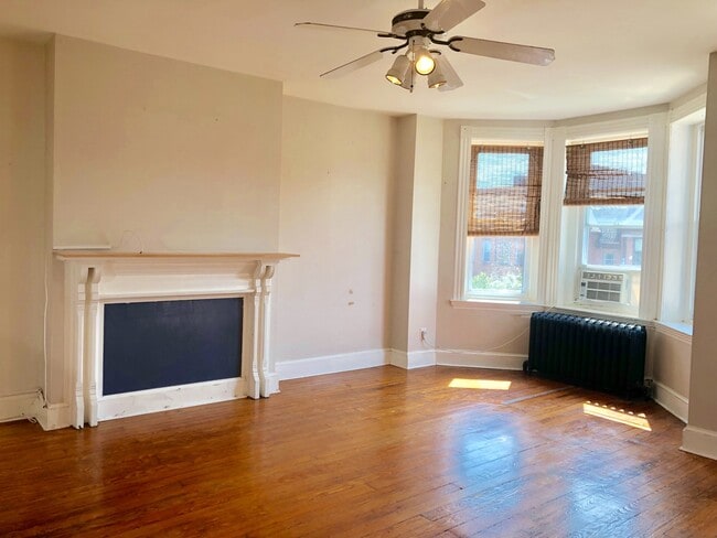 Building Photo - For Rent: Charming Living on St. Paul Street MD 21218 – Your Urban Retreat Awaits!