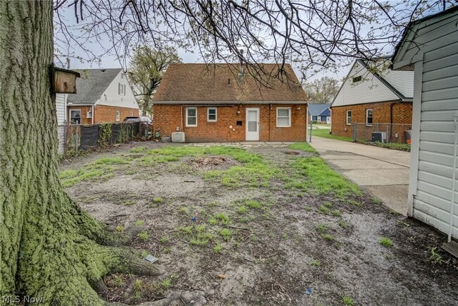 Building Photo - 4706 W 158th St