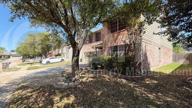 Primary Photo - 4137 Capstone Dr