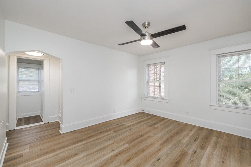 Living Area - Rochester City Apartments