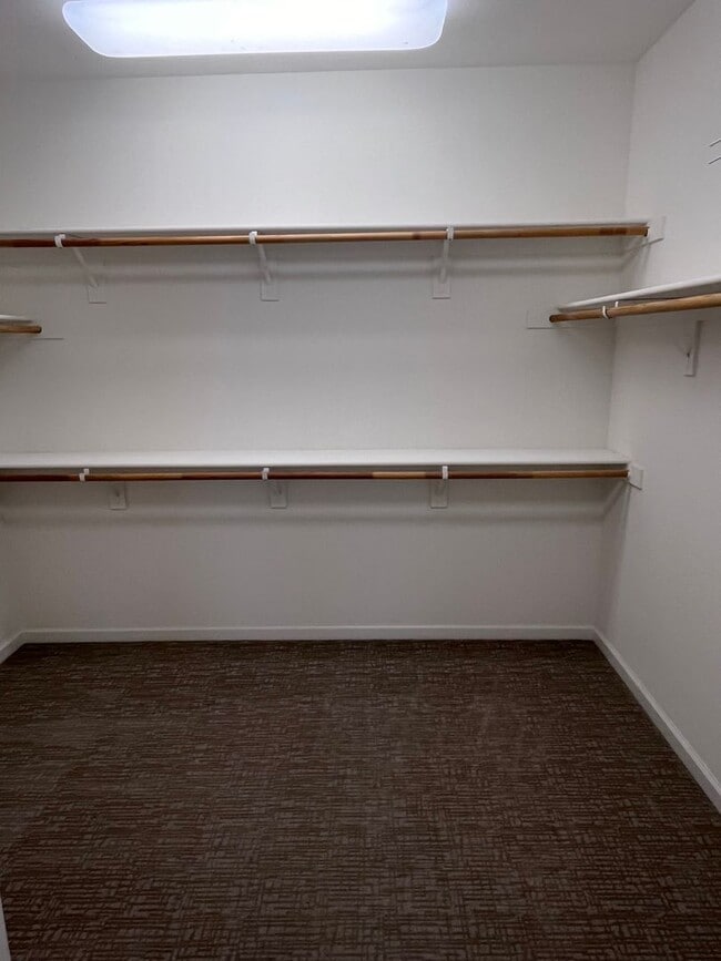 Building Photo - BEAUTIFUL HOME IN ROSEVILLE IN THE GATED COMMUNITY OF STONE POINT!!