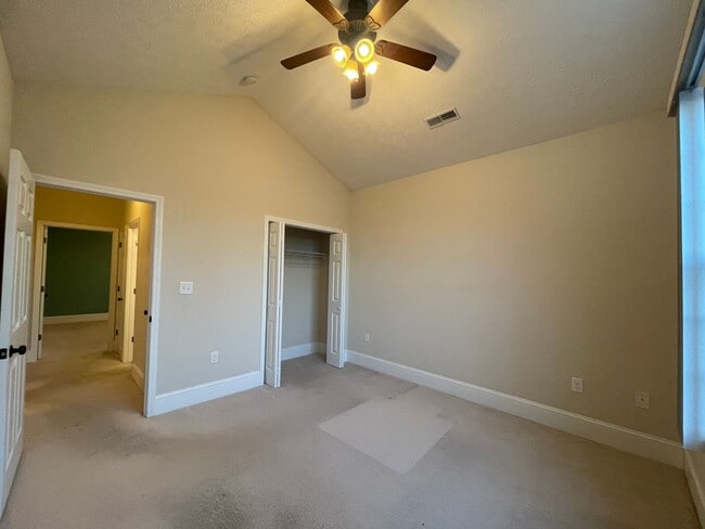 Building Photo - 1930 Scarlett Meadows Dr