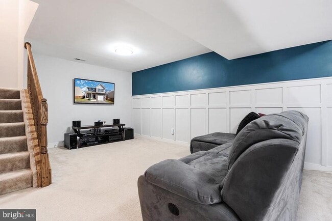 Building Photo - 130A Pineview Ave