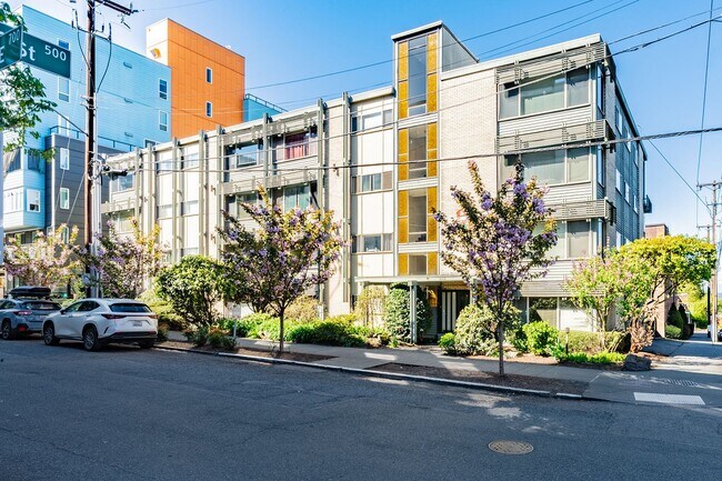 Interior Photo - Camelot Apartments