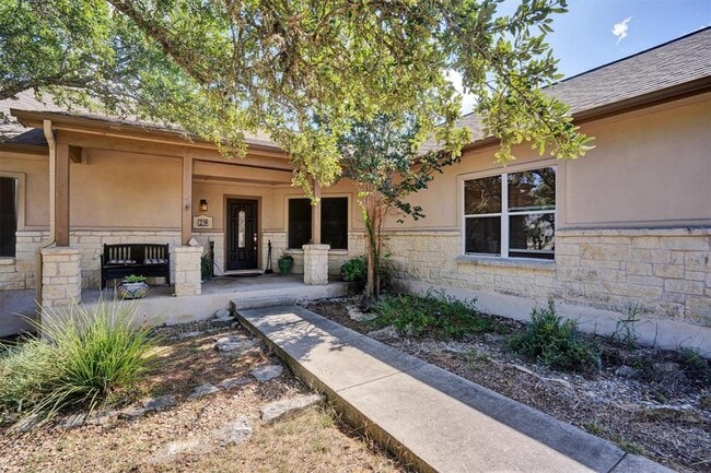 Building Photo - 29 Champions Cir