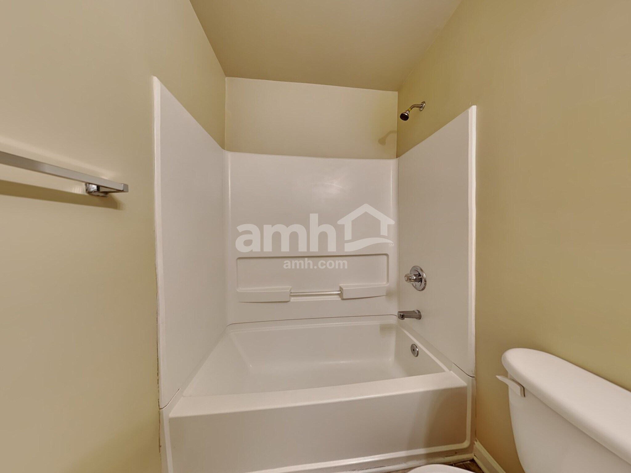 Building Photo - 5177 Rosewood Pl