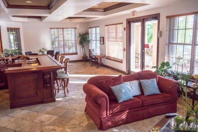 Building Photo - Portofino of jensen Beach