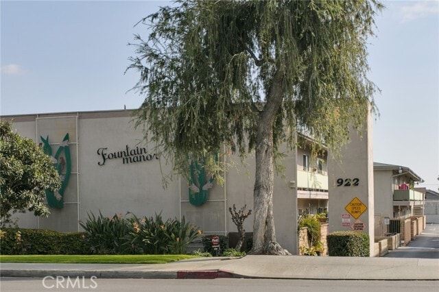Primary Photo - 922 W Duarte Rd