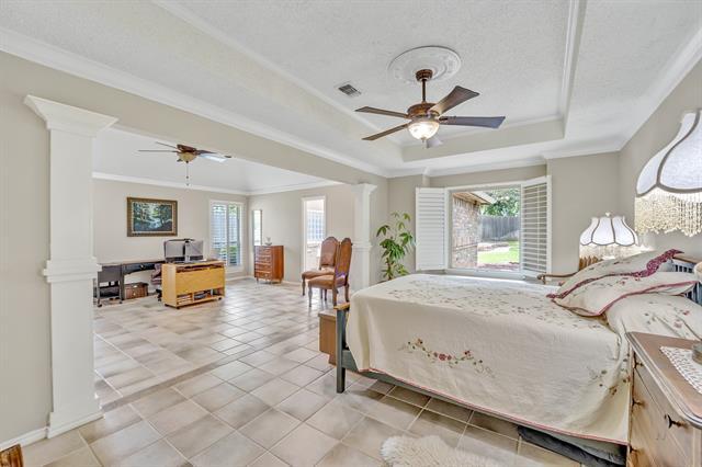 Building Photo - 5403 Linden Ct