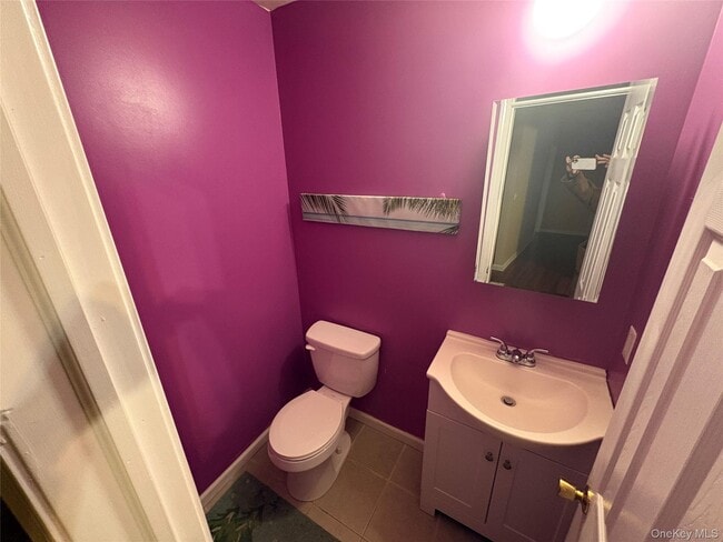 Building Photo - 4 E Main St