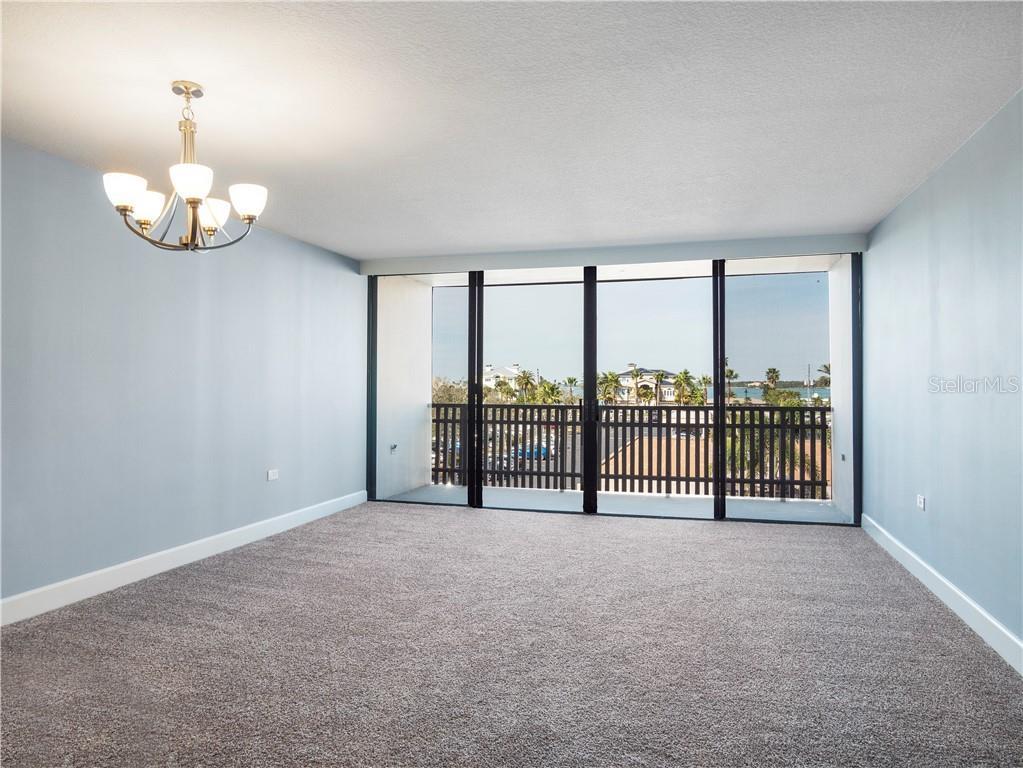 Building Photo - 450 Treasure Island Cswy