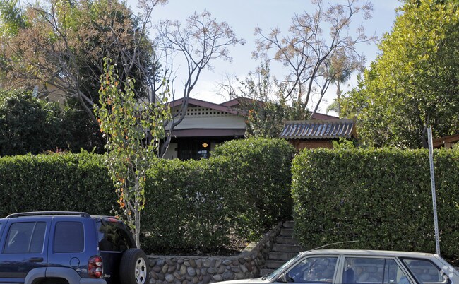 Building Photo - 4662 Florida St
