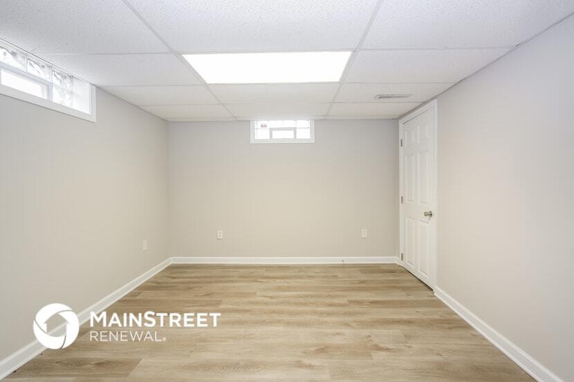 Building Photo - 241 Southard Dr