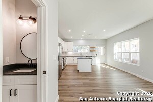 Building Photo - 811 Nevada St